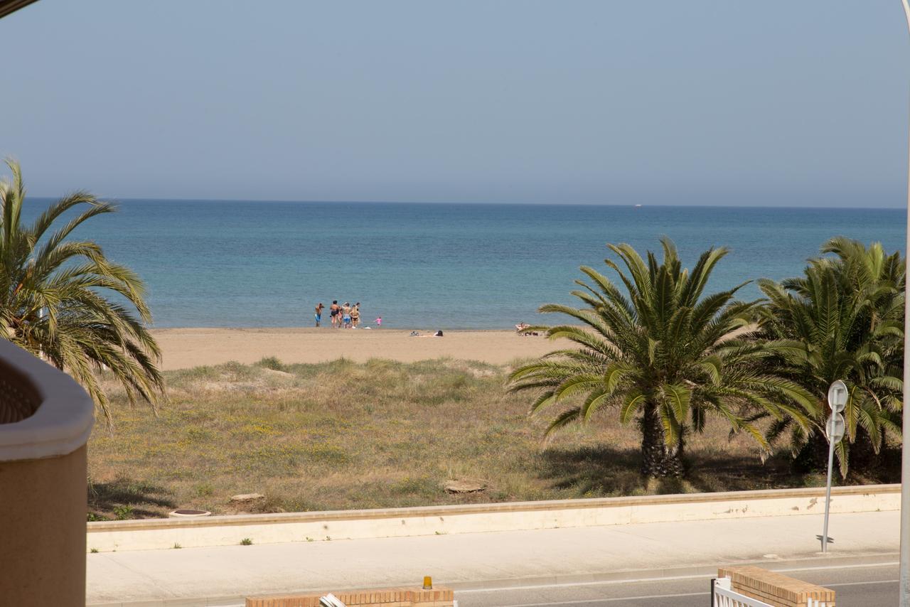 Denia Front Beach Apartment Exterior photo