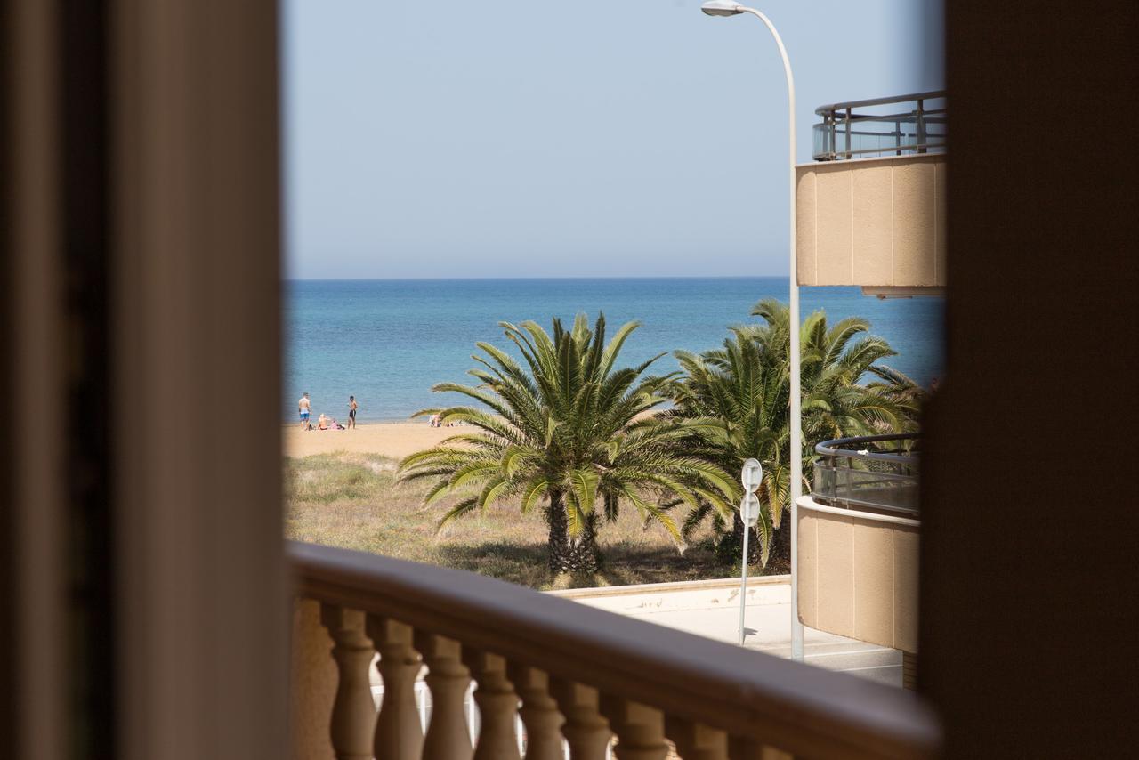 Denia Front Beach Apartment Exterior photo